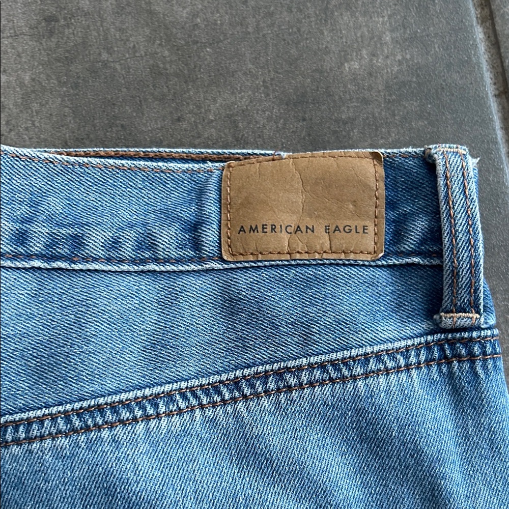 American Eagle Outfitters Distressed Mom Jeans - Picture 11 of 11